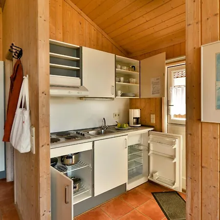 Am Waldrand - Typ C Fuer 6 Personen - Plattfisch *
